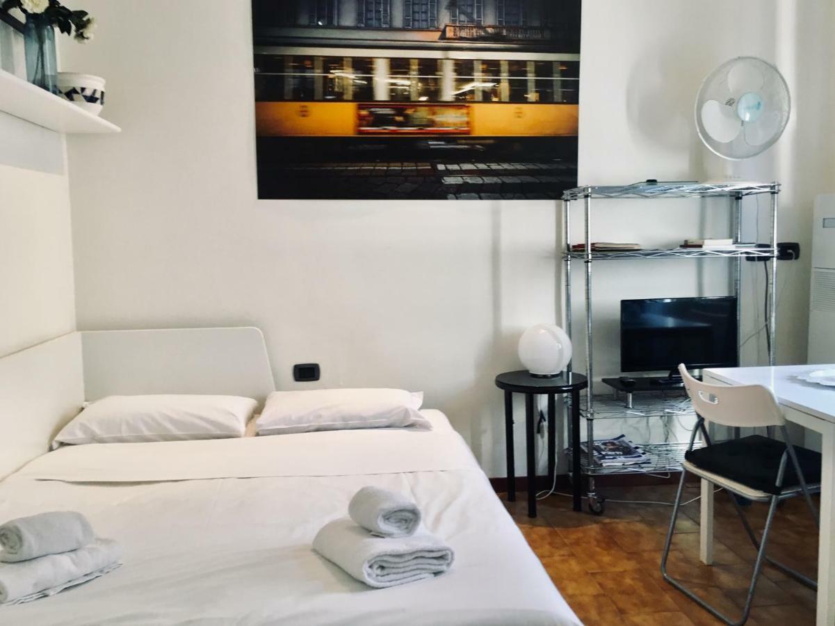 Appartement Cozy Central Studio - Porta Romana à Milan Extérieur photo